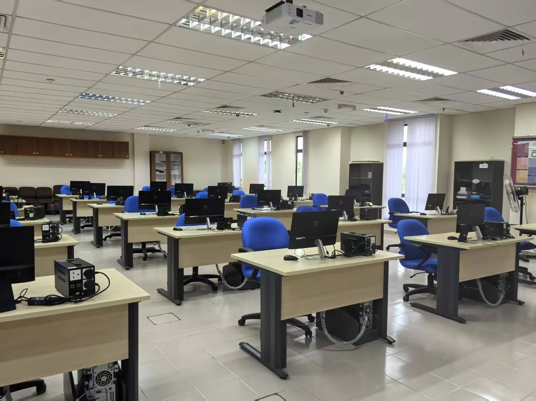 1761894265976740.jpg 5.jpg