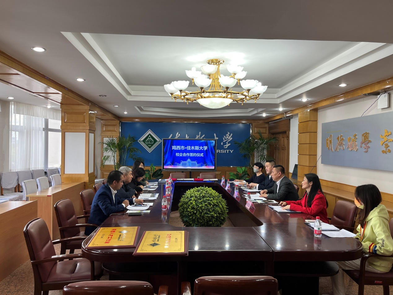 1684802629935578.png 1684802629935578.png