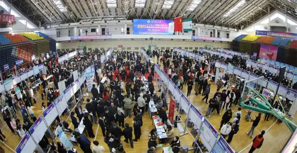 1742904526337756.png 1742904526337756.png