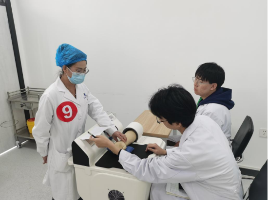 1746576868673962.png 3.png