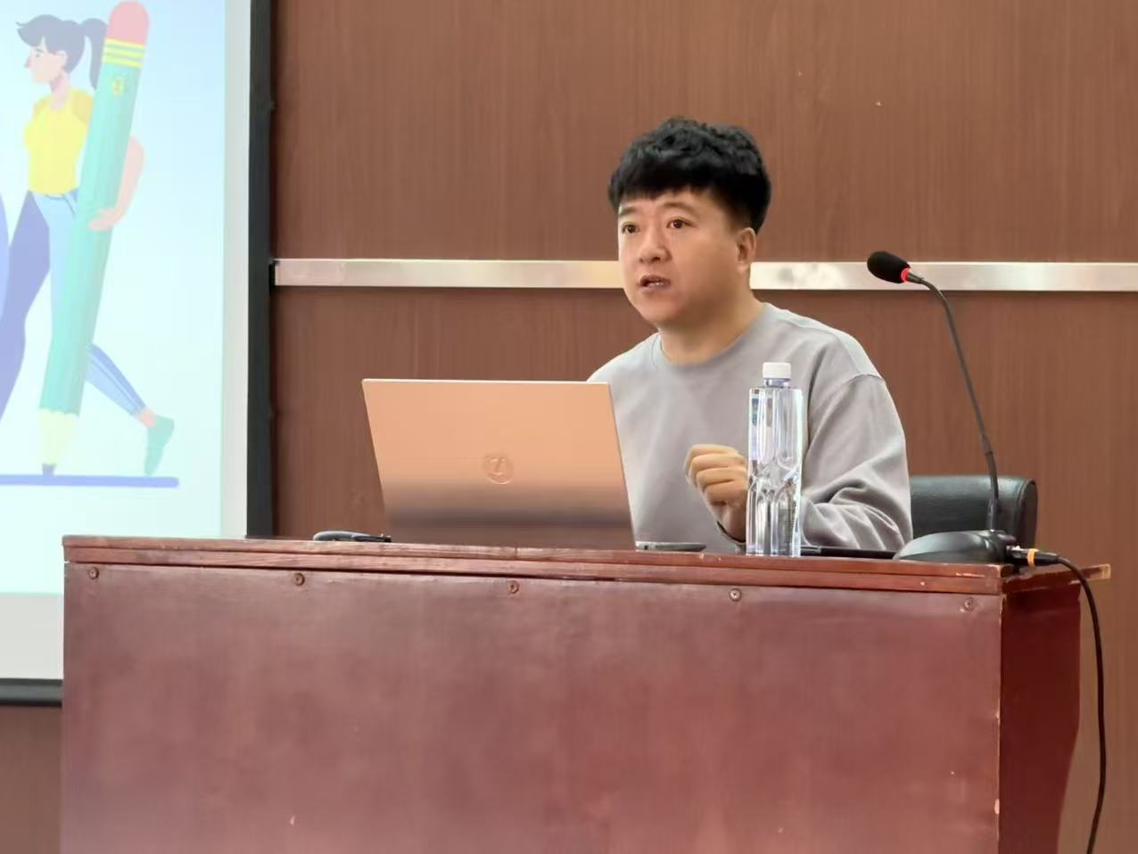 1760337090705772.jpg 1760337090705772.jpg